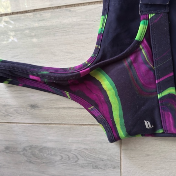 Fabletics Rivka Medium Impact Sports Bra Haze Wave Purple Green Size XL - Picture 3 of 7